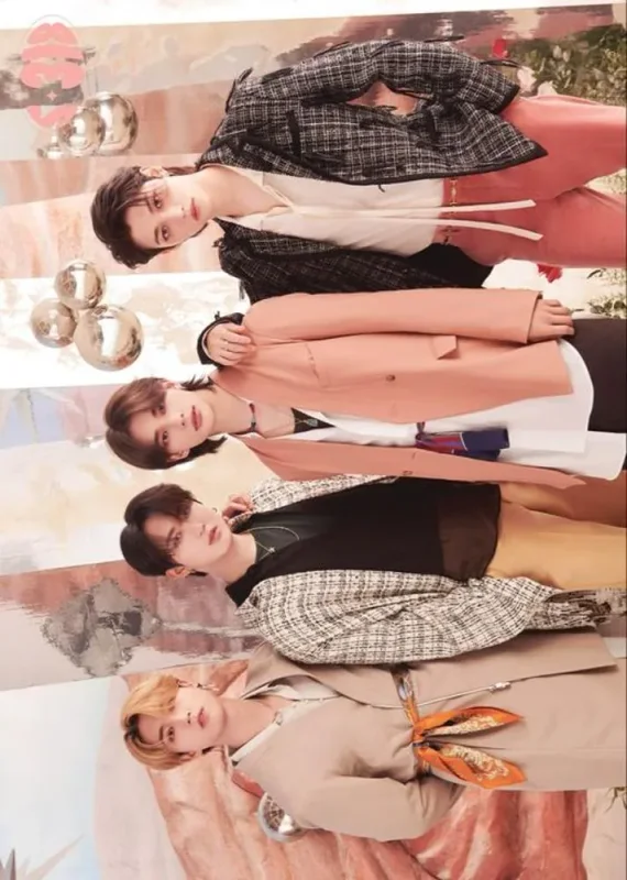Changbin, Felix, Han, Hyunjin — S-318 - 2023 Japan Season's Greetings