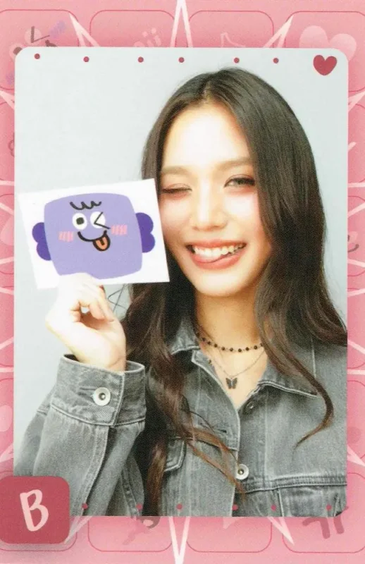 Bonnie Pattraphus — GIRLS COLLECTIBLE RANDOM CARDS | MOOD QUEST COLLECTION