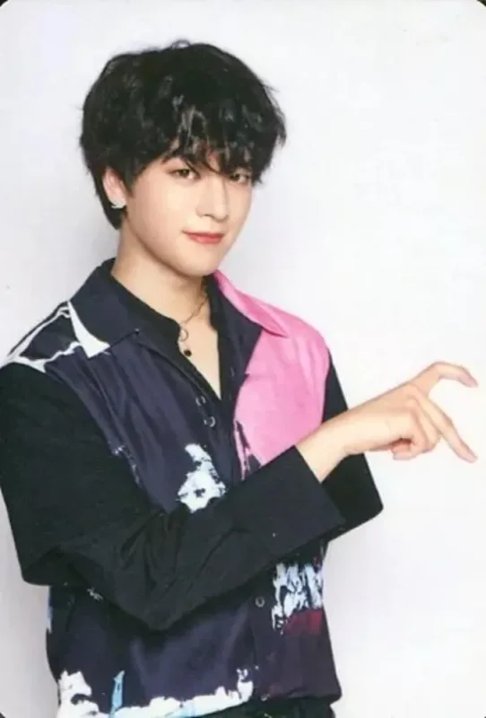 Ravn — ONEUS JAPAN OFFICIAL GOODS - ONLINE SALE
