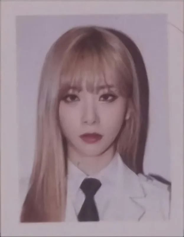 JiU — Insomnia - 1st Official Fanclub