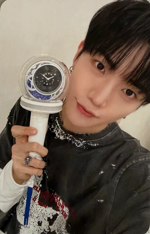 HYUNBIN — OFFICIAL LIGHT STICK