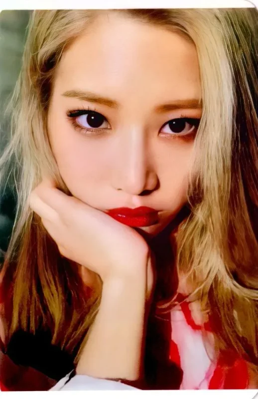 Kim Lip — Mix & Match, Broadcast