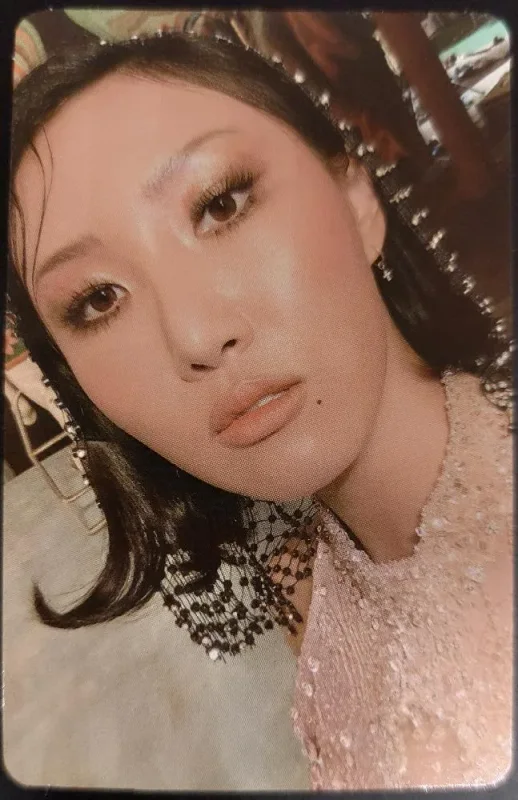 Hwasa — Reality in Black, Korean Ver