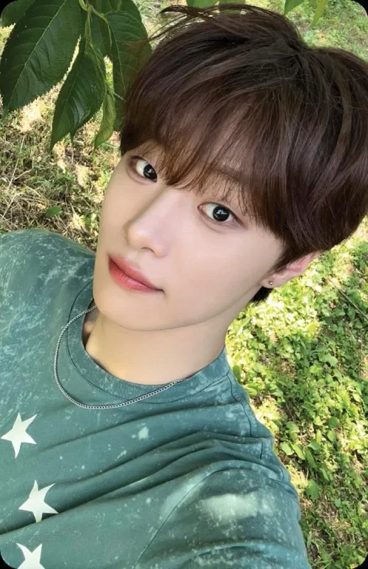 JiWoon — unevermet X Bunjang