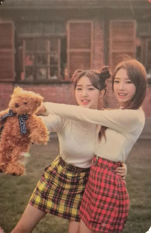HaSeul, YeoJin — YeoJin, YeoJin&HaSeul B