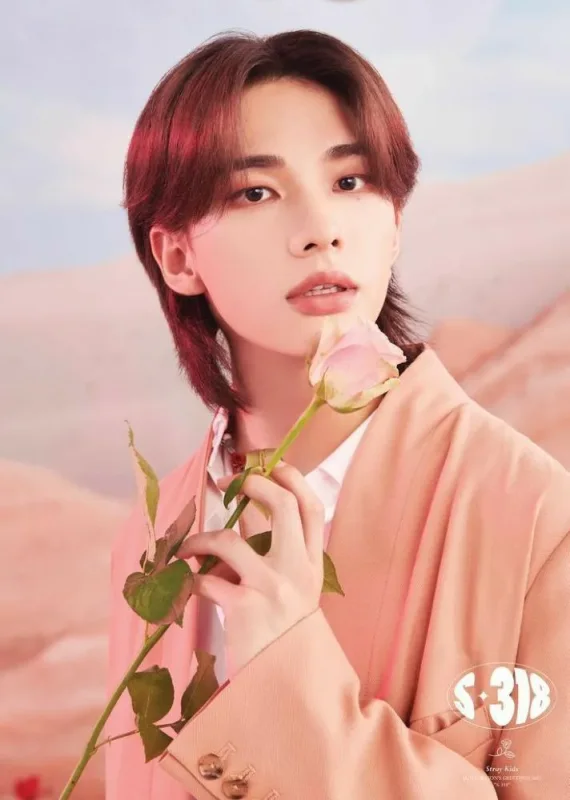Hyunjin — S-318 - 2023 Japan Season's Greetings