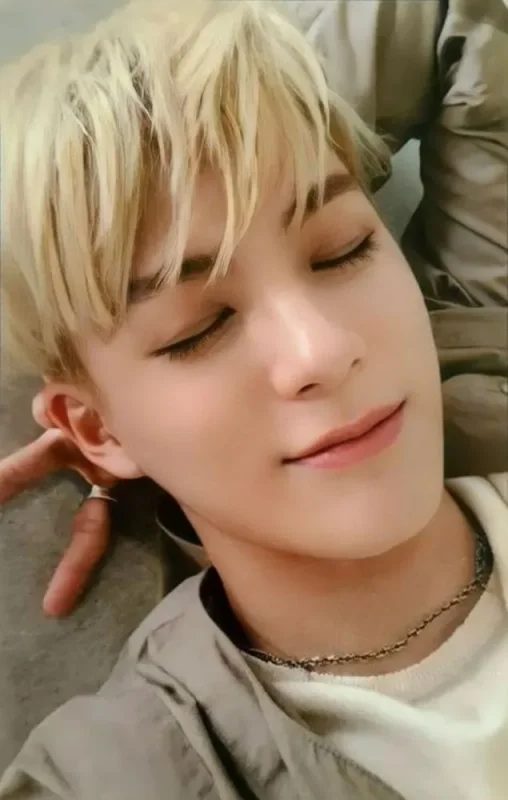 Jeno — We Boom, BOOM