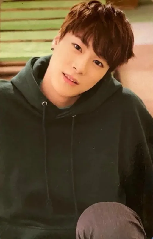 Moonbin — Spring Up