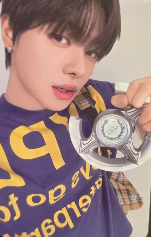 LEE LEO — Official Lightstick