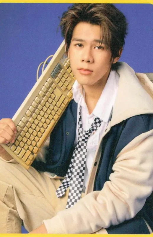 Tui — BACK TO SCHOOL SERIES | EXCLUSIVE PHOTOCARD SET