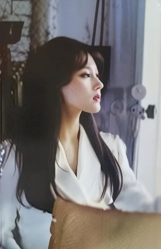 Siyeon — Welcome to the Dream World