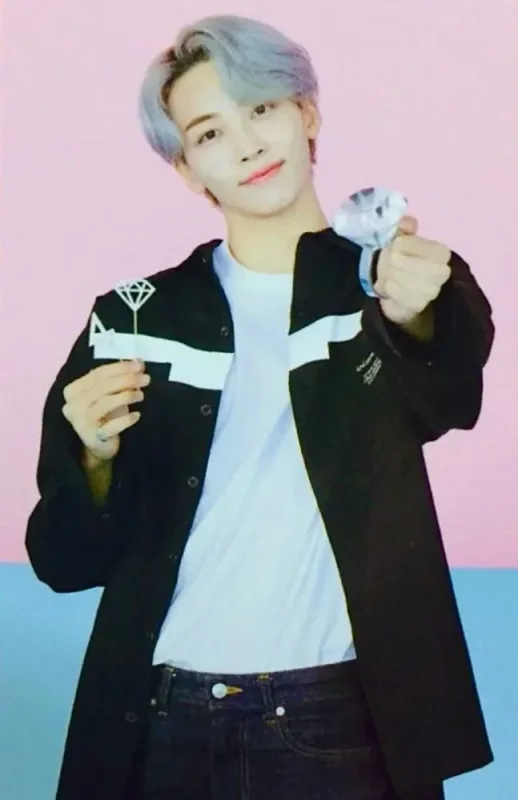 Jeonghan — 4th Official Fanclub 'CARAT' Membership