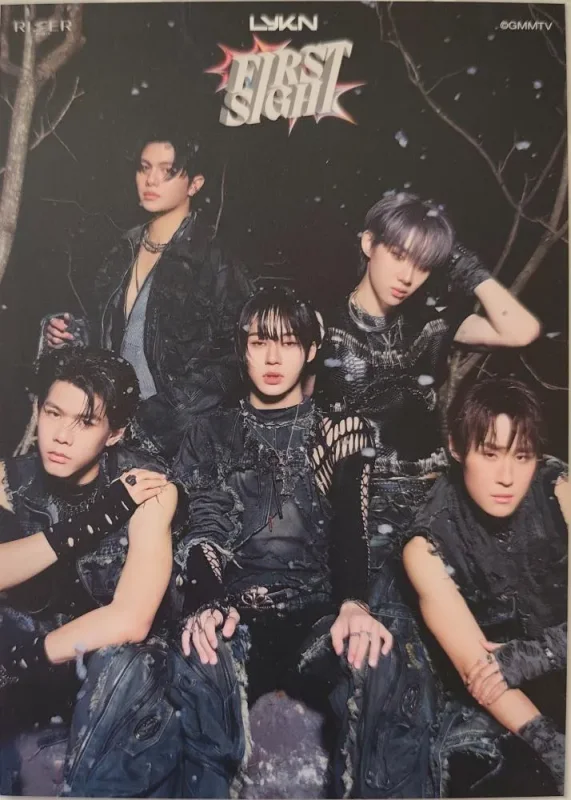 Hong, Lego, Nut, Tui, William — First Sight - 7th Digital Single