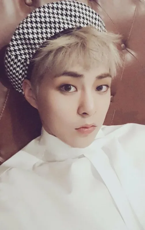 Xiumin — Blooming Days